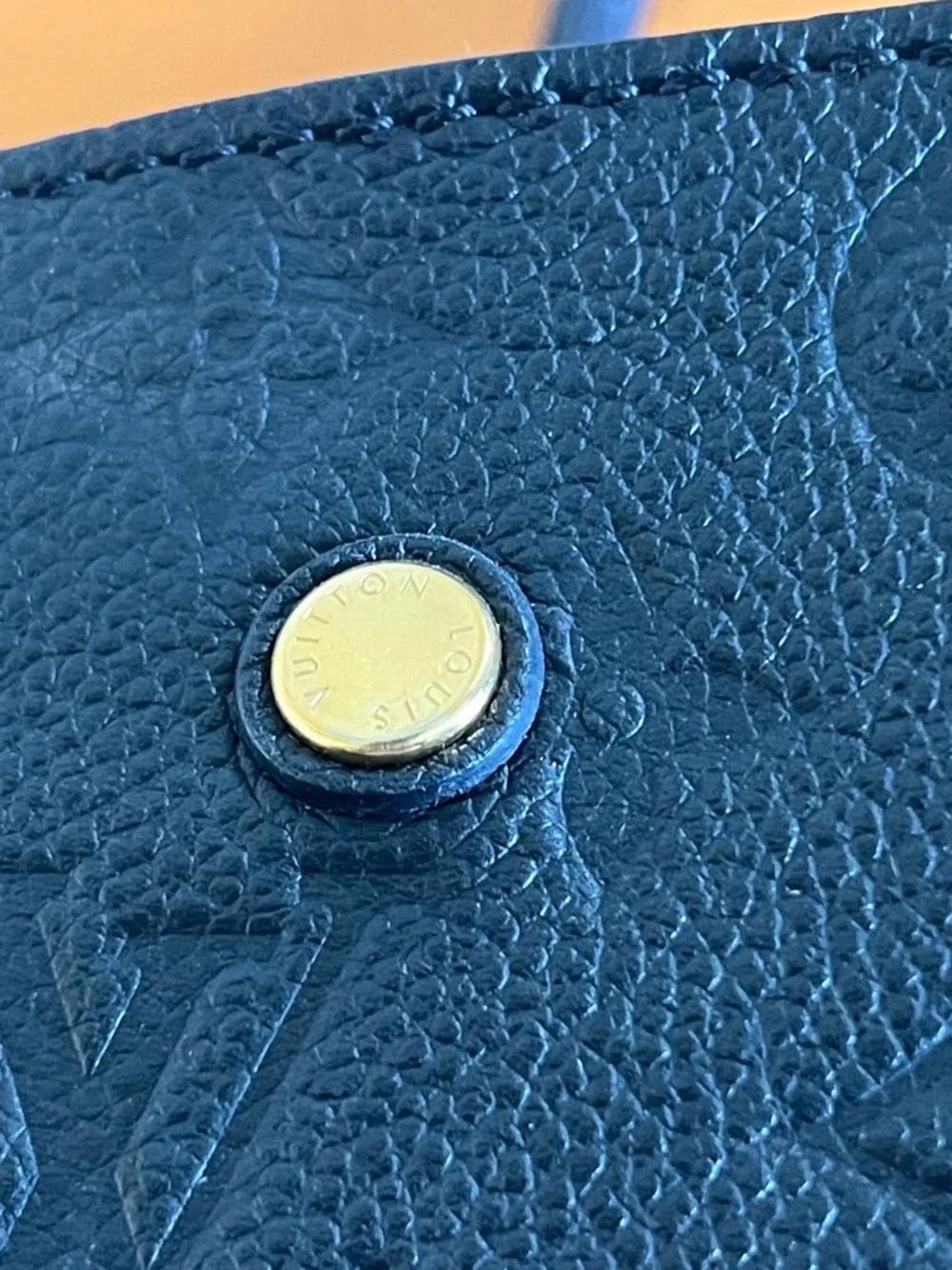 Louis Vuitton Montaige Black MM Empreint Noir Black Tote Bag - Picture 14 of 16